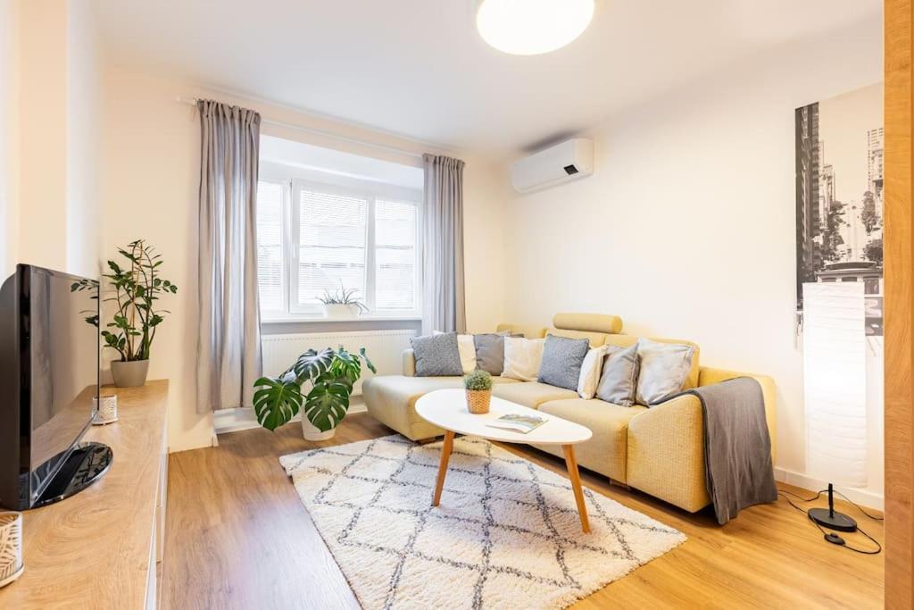 Bnb Slovakia Nivy Bliss Retreat Bratislava Exterior photo