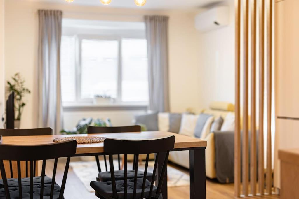 Bnb Slovakia Nivy Bliss Retreat Bratislava Exterior photo